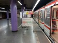 Nástup do metra na Zličíně omezilo testování automatické stě...